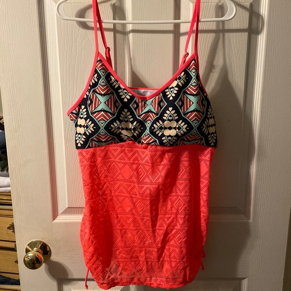 Tankini - Picture 1 of 5
